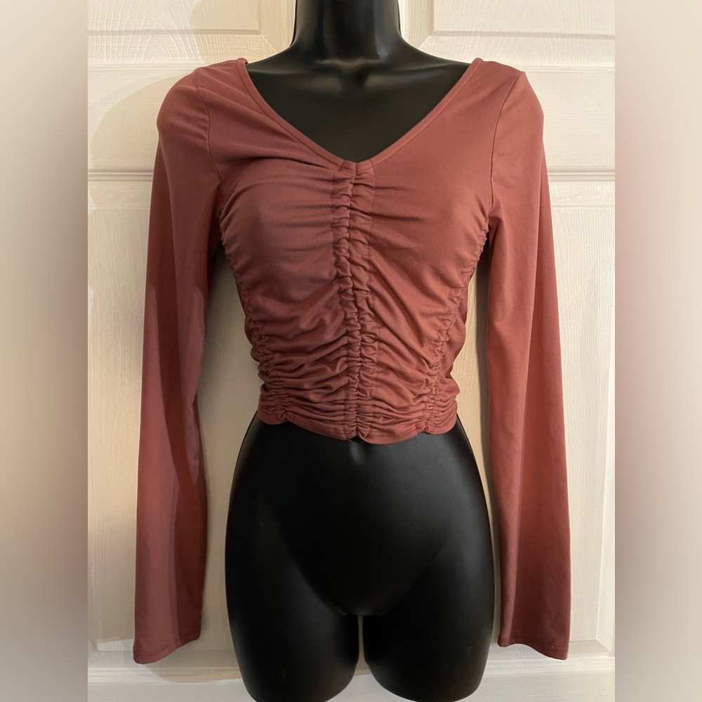 Willow & Root Long Sleeve Crop Top size medium